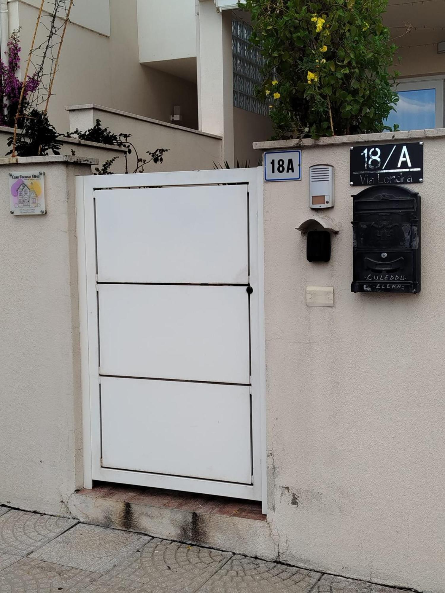 Casa Vacanze Όλμπια Εξωτερικό φωτογραφία